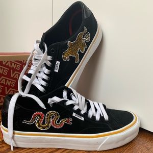 Vans custom classic shoes